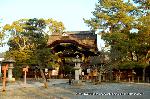 坂本龍馬と京おんな　お龍 : 方広寺の南は豊国神社である。