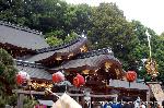 京の春祭/　紫野御霊会　今宮神社 : 本社に剣鉾