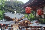 京の春祭/　紫野御霊会　今宮神社 : 本殿前の枇杷鉾