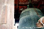 京の大仏さんを訪ねて : 鐘の白い部分と天井画に注目