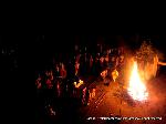 千日詣り 火渡り祭 : 斎場の護摩供が夏の夜空に届くかのように