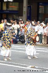 祇園祭あれこれ : 徒歩囃子は山鉾の中でも、唯一綾傘鉾だけである
