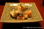 猪熊鍋を食せる比良山荘 : 柿と里芋とこう茸の白和え