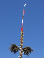 京都街角風景 : 有限会社 エコロ　財木 孝太さん　先頭の長刀鉾の先端！地上高25メートル